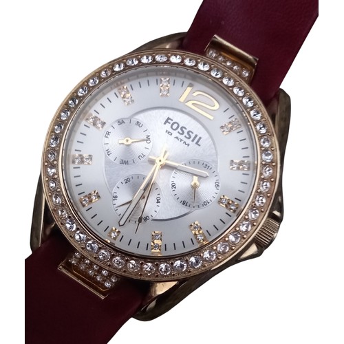 288 - LADIES BOXED FOSSIL WATCH