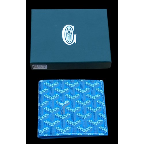 621 - DESIGNER GOYARD BLUE LEATHER WALET IN ORIGINAL BOX