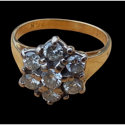 720 - 18ct GOLD DIAMOND CLUSTER RING