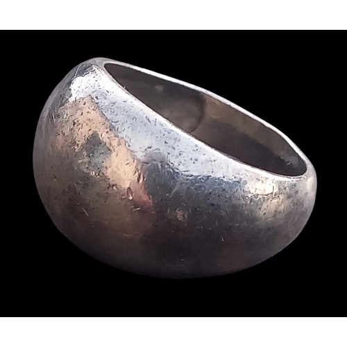 316 - A LARGE SILVER RING