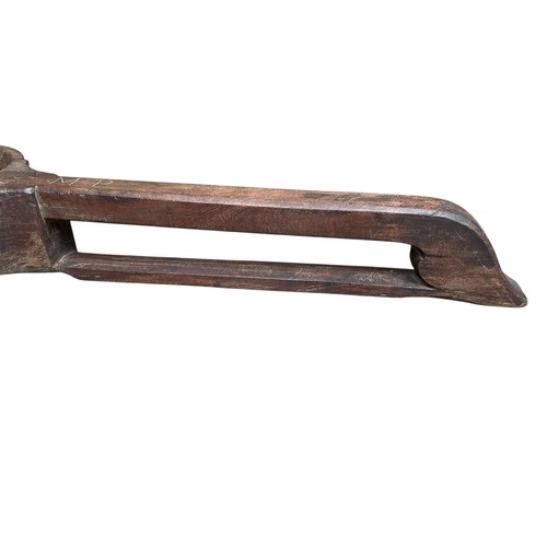 748 - A VERY LARGE 19c FRUITWOOD SCOOP CARVED ENTIRELY FROM 1 PIECE OF WOOD (POSSIBLY FROMA GRAIN MILL) WI... 