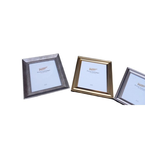 371 - 5 NEW PHOTO FRAMES