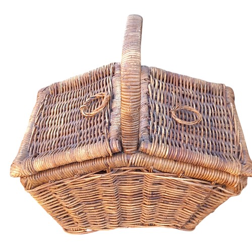 456 - WICKER PICNIC BASKET