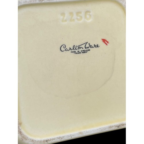 490 - A CARLTONWARE PLAYING CARDS ASHTRAY