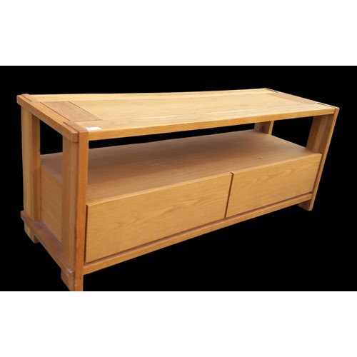 471 - OAK 2 DRAWER TV UNIT