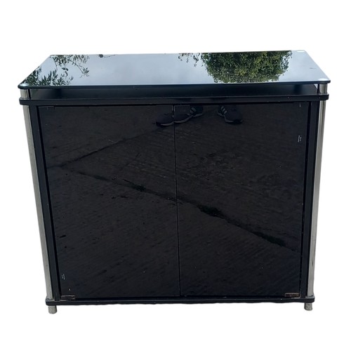 755A - BLACK GLASS ENTERTAINMENT UNIT