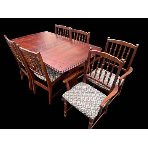 76 - MAHOGANY TABLE AND 6 CHAIRS