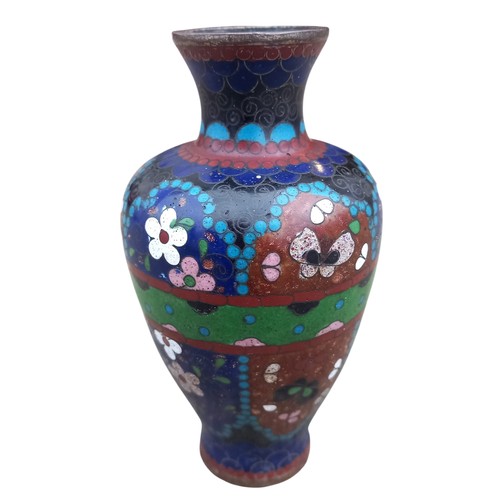 176 - A SMALL CLOISONNE BUD VASE