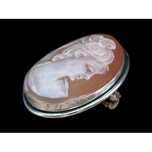 267 - A SILVER CAMEO BROOCH