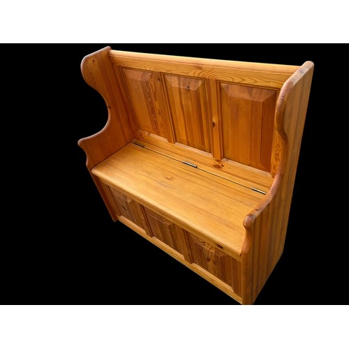 329 - PINE MONKS BENCH