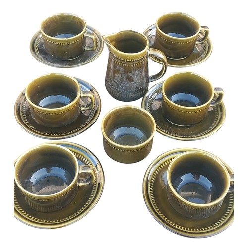 389 - A RETRO TEA SET