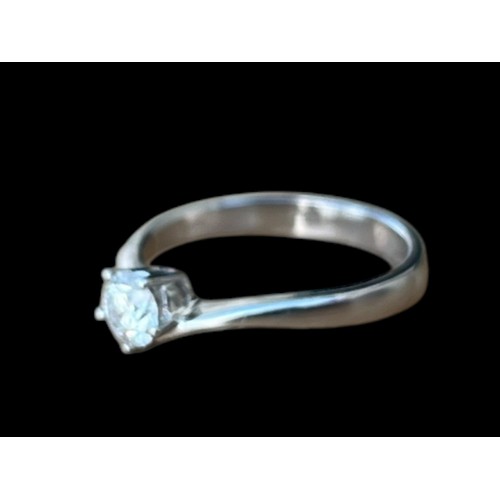 639 - A BRAND NEW SINGLE DIAMOND 18CT WHITE GOLD RING APPROX 0.36CT WITH A CLEAR BRIGHT STONE IN A 6 CLAW ... 