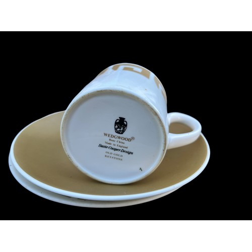 445 - A 15 PIECE WEDGEWOOD SERVICE