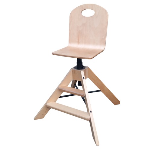 454 - A BEECH HIGHCHAIR