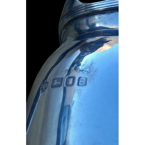 655 - A BEAUTIFUL LONDON SILVER MILK JUG WEIGHS 145G