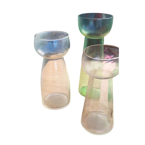 461 - 7 MIXED GLASS VINTAGE & MODERN BULB VASES