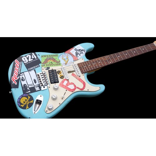 462 - A REPLICA BILLY JOE ARMSTRONG (GREENDAY) GUITAR