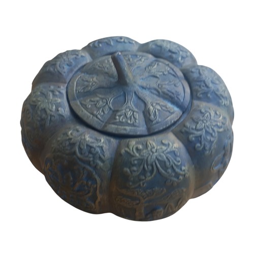 675 - A HIGHLY EMBOSSED ORIENTAL BRASS PUMPKIN WITH MARKING TO BASE