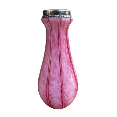 660 - A STUNNING ART GLASS PINK VASE WITH A SILVER RIM