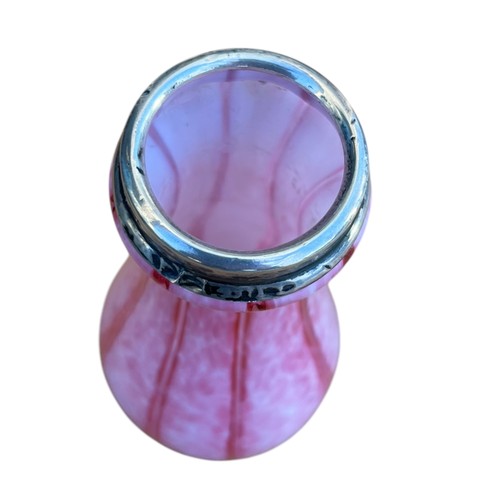 660 - A STUNNING ART GLASS PINK VASE WITH A SILVER RIM