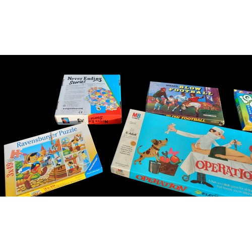 49 - A COLLECTION OF VINTAGE BOARD GAMES