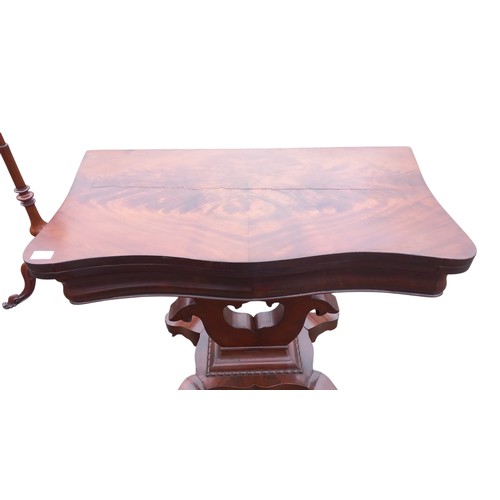 332 - VICTORIAN FLAME MAHOGANY TURN OVER LEAF TABLE