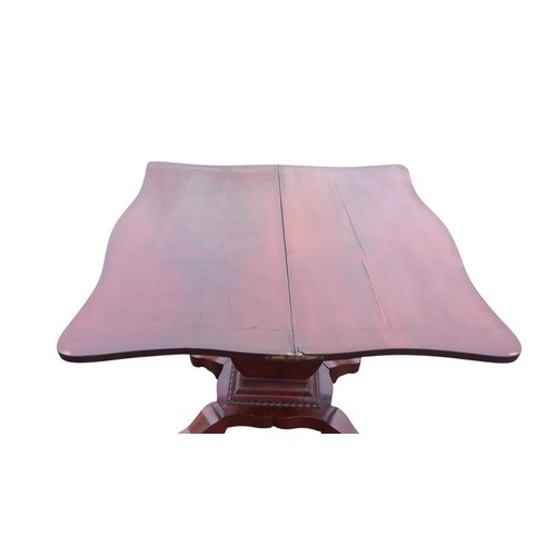 332 - VICTORIAN FLAME MAHOGANY TURN OVER LEAF TABLE