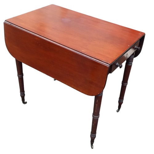 139 - GEORGIAN MAHOGANY SMALL DROP LEAF TABLE WITH SINGLE DRAWER