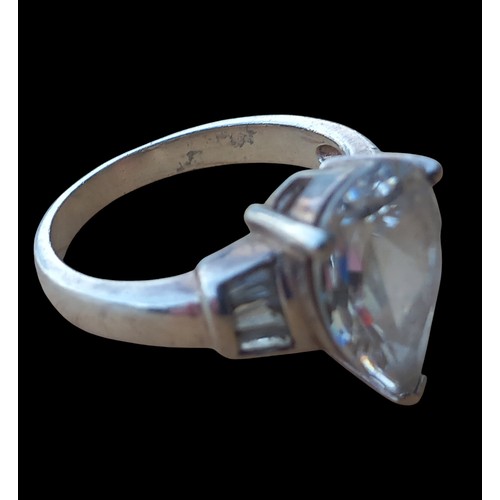 269 - A PAIR SHAPED GEM SET SILVER RING