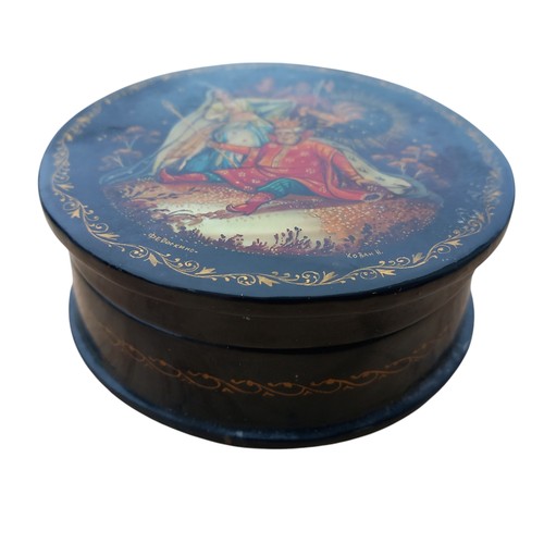 451 - 19th CENTURY HAND PAINTED TRINKET BOX WITH ARAB SCENE