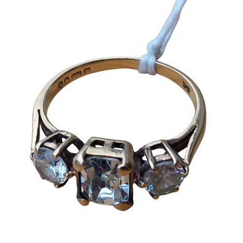 534 - 9ct GOLD 3 STONE WHITE SAPPHIRE RING