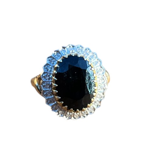 543 - A 9ct DIAMOND AND SAPPHIRE SET RING