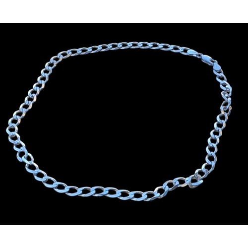 506 - A SILVER FLATLINK CHAIN 19.4grm