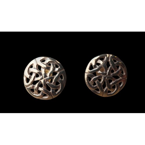 565A - A PAIR OF 9ct GOLD ROUND SHAPE OPEN CELTIC KNOT STYLE 13mm DIA AND 1.79grm