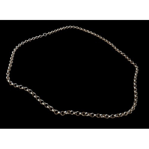 583 - A 9ct GOLD BELCHER LINK CHAIN 22