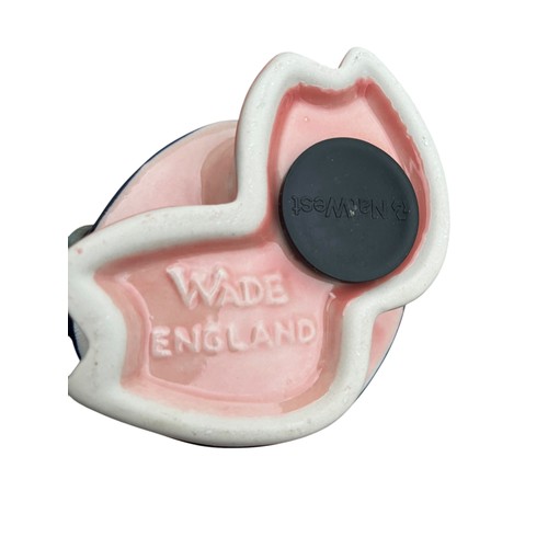 500A - A SET OF 5 NAT WEST PIGS BY WADE