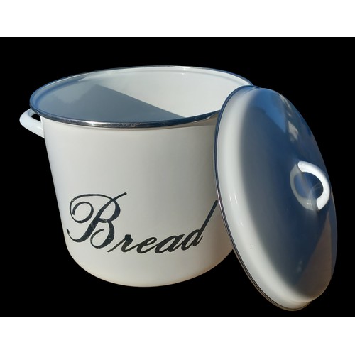 8 - A GOOD QUALITY ENAMEL BREAD BIN