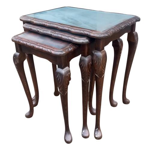 17 - A NEST OF QUEEN ANNE LEG TABLES