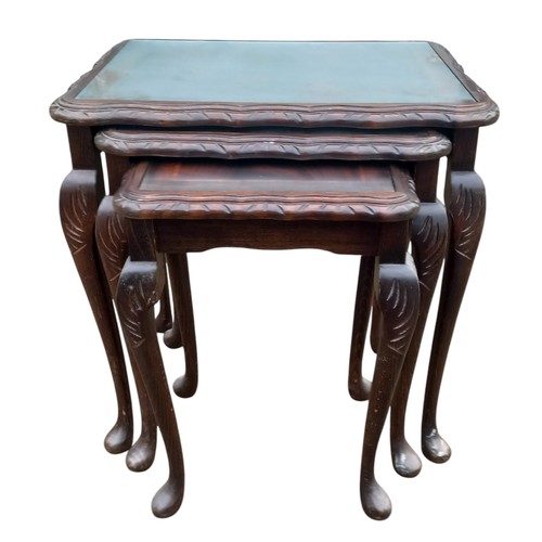 17 - A NEST OF QUEEN ANNE LEG TABLES