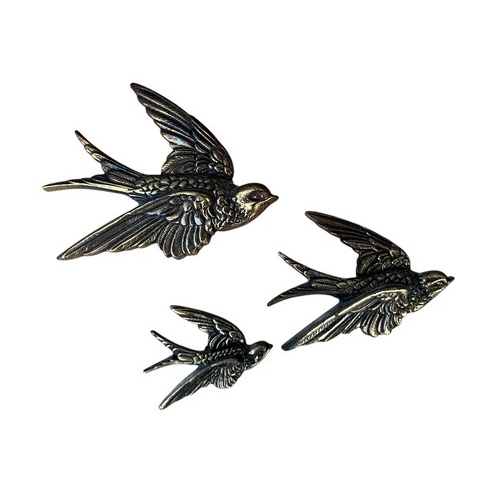 39 - SET OF 3 RETRO BRASS WALL MOUNTED SWALLOWS