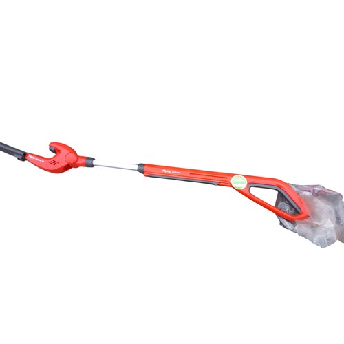 48 - AN AS NEW ELECTRIC HEDGE TRIMMER