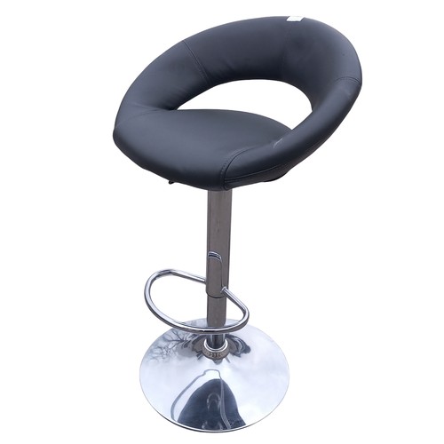 41 - A GREY LEATHER BAR STOOL