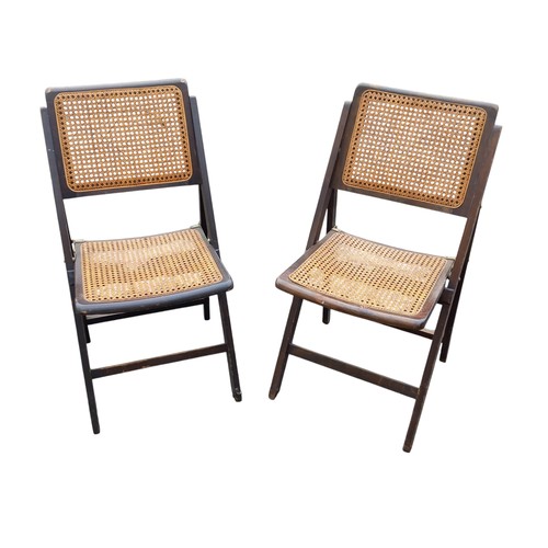 170 - A PAIR OF VINTAGE FOLDING BERGER CHAIRS