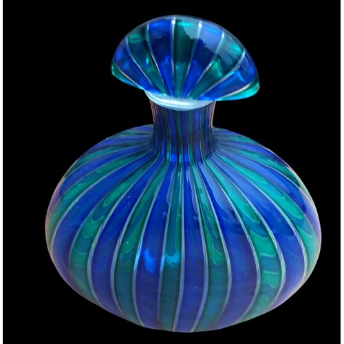 224 - A DESIGNER DECANTER IN VIBRANT COLOUR GLASS