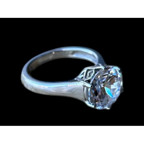 278 - A LARGE SOLITAIRE CZ SILVER RING