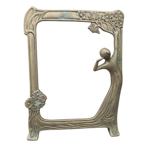 753 - A BRASS ART DECO STYLE PHOTO/PICTURE FRAME