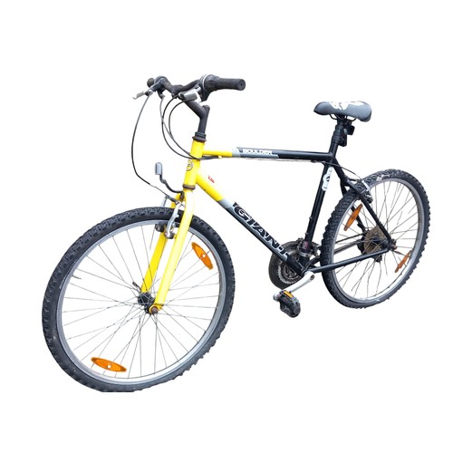 81 - A YELLOW/BALCK MOUNTAIN BIKE