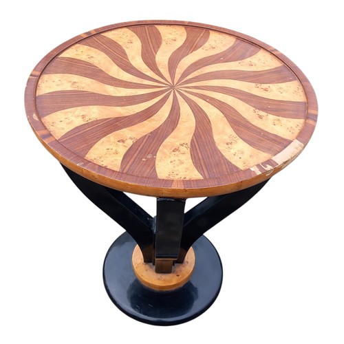 121 - AN ART DECO SWIRL DESIGN STYLE LAMP TABLE (SLIGHT DAMAGE)