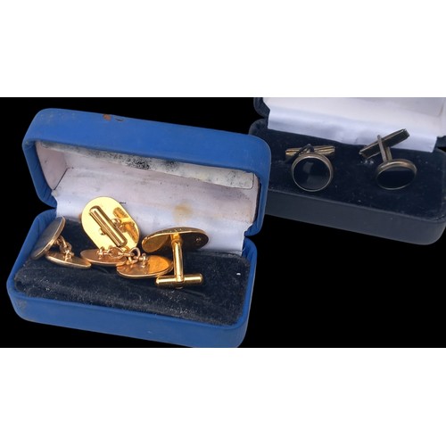 149 - A LOT OF CUFFLINKS & TIE PIN