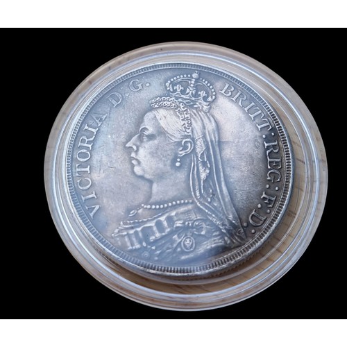 174 - A QUEEN VICTORIA SILVER CROWN 1890